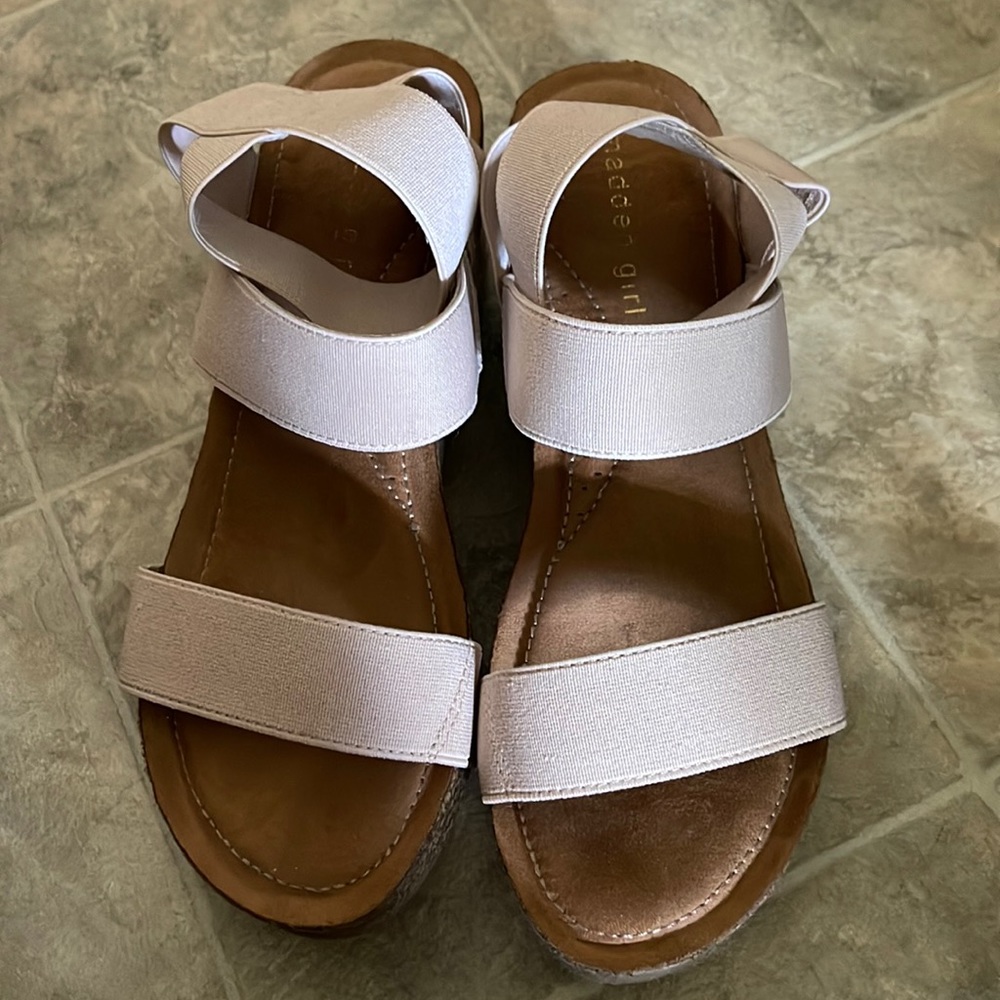 Madden Girl Zoeyy Wedge - Nude